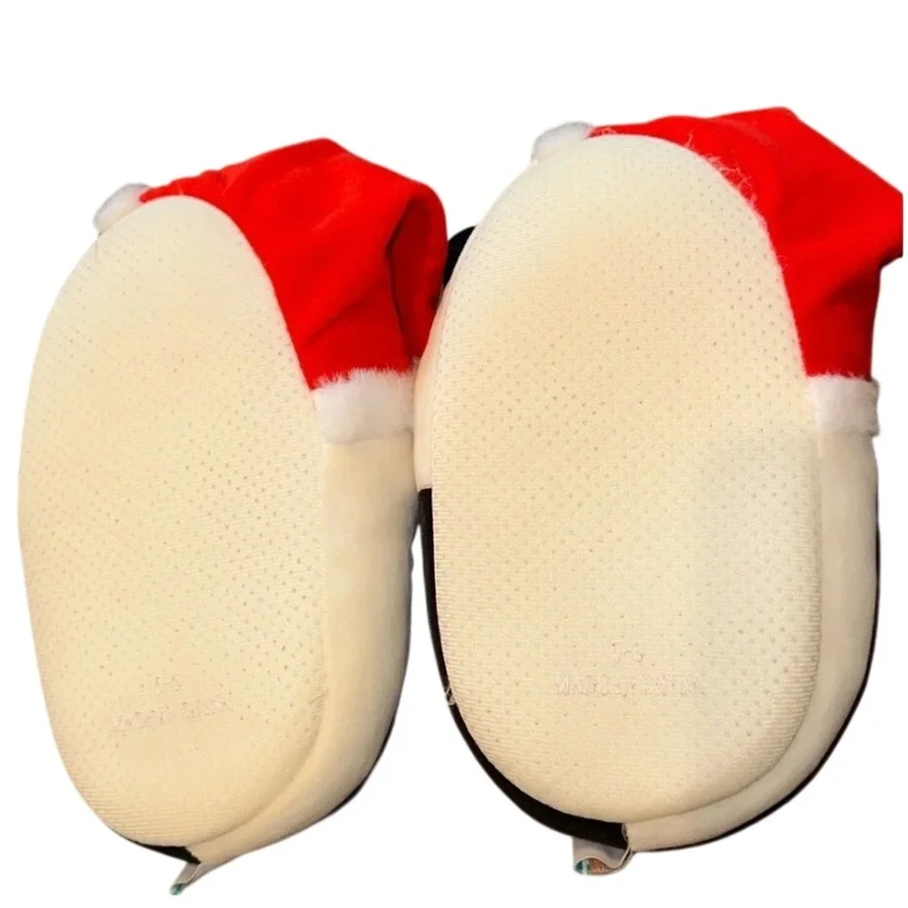 Squishmallows Cam the Cat Christmas Santa Hat Plush Slippers Kids Size XL 2/3